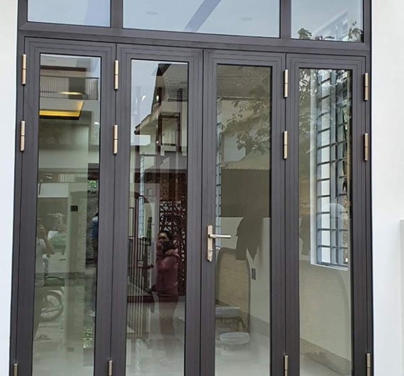 CỬA KÍNH 2